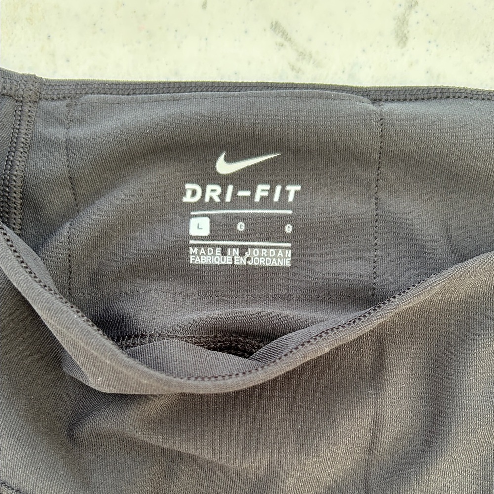 Women’s Nike Black Dri-Fit Active Leggings - Picture 4 of 6